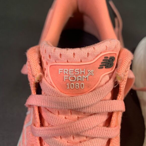New Balance Womens 1080 Fresh Foam Pink White Sneakers Shoe Size 7.5 - Picture 9 of 10